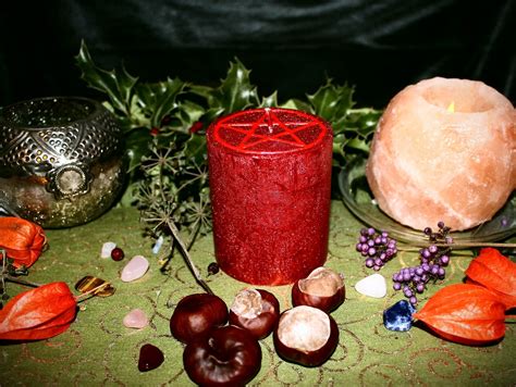Embracing the Transformative Powers of Green in Wicca